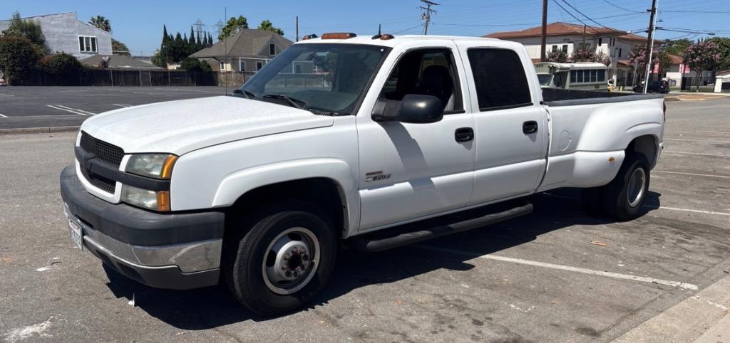 chevrolet silverado 3500 2004 1GCJC33114F105568 image chevrolet silverado 3500 2004 1GCJC33114F105568 image